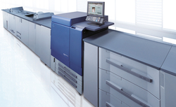 ЦПМ Konica Minolta bizhub PRESS C8000e поступила в продажу